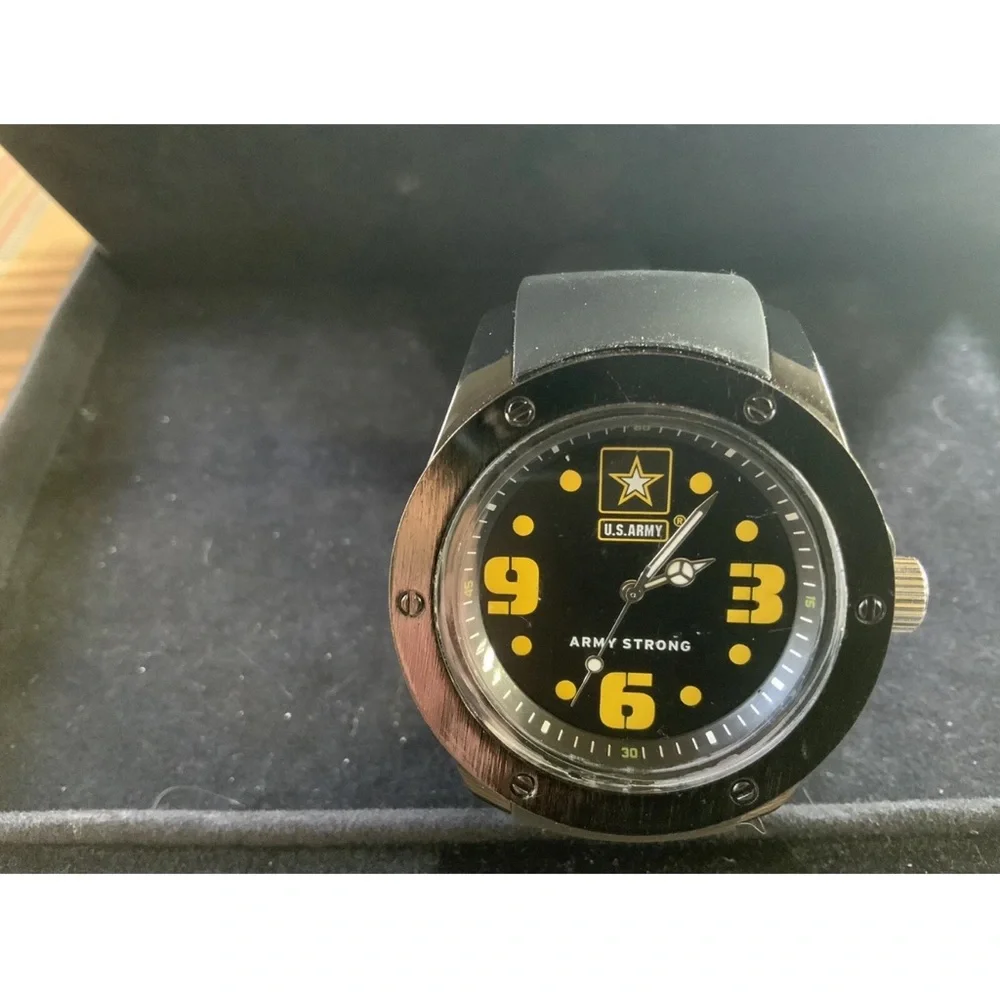 U.S. Army Wristwatch, Stainless Steel Caseback, Japan Movement, Water Resistant